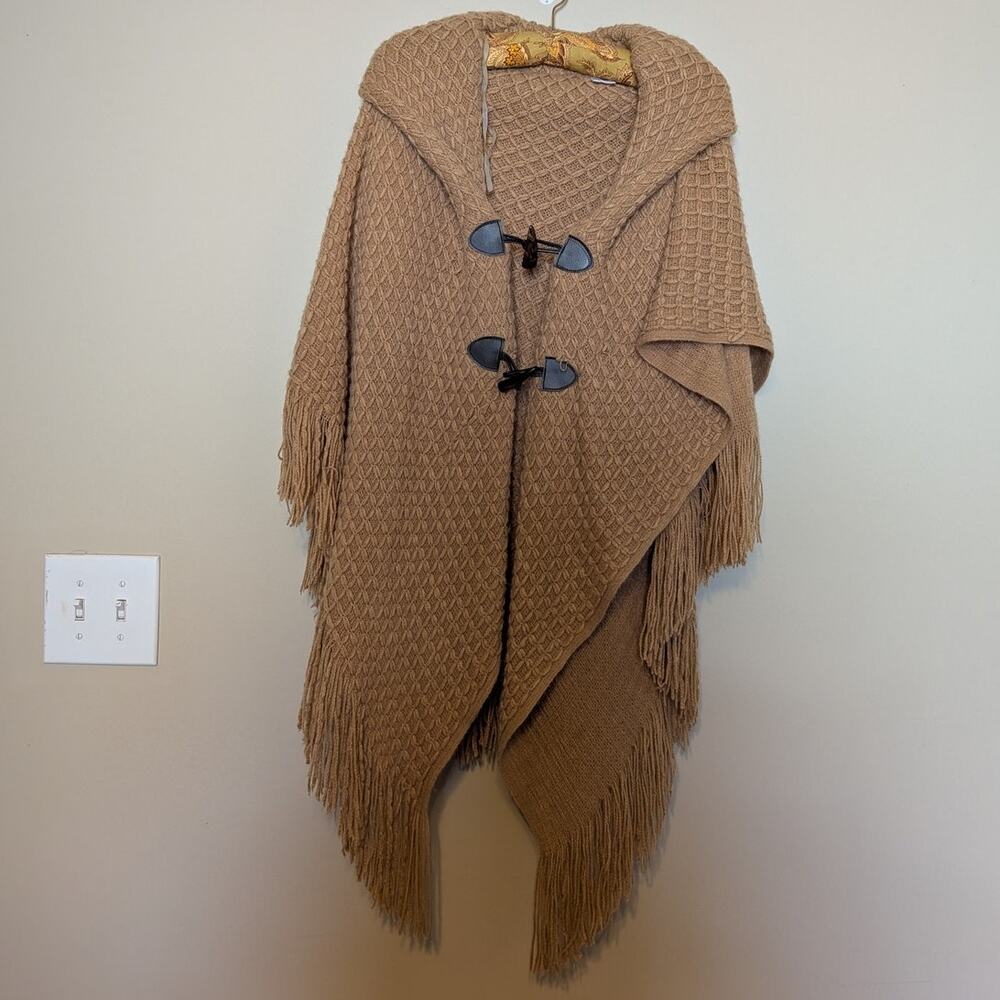 Saks Fifth Avenue 5|48 One Size Brown Weaved Poncho